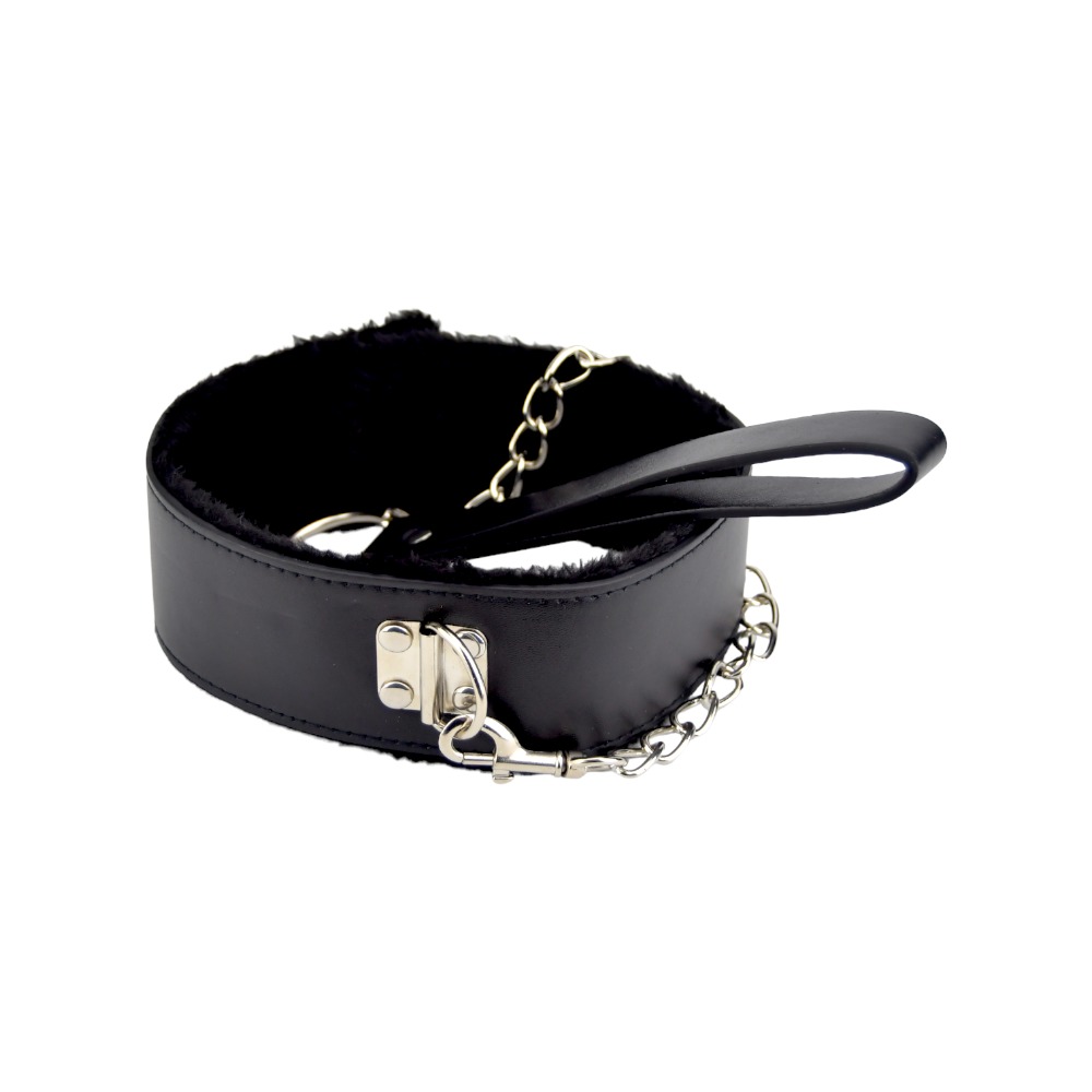 Bound to Please Furry Collar with Leash Black, Black furry-lined collar with a matching detachable leash and metal fittings