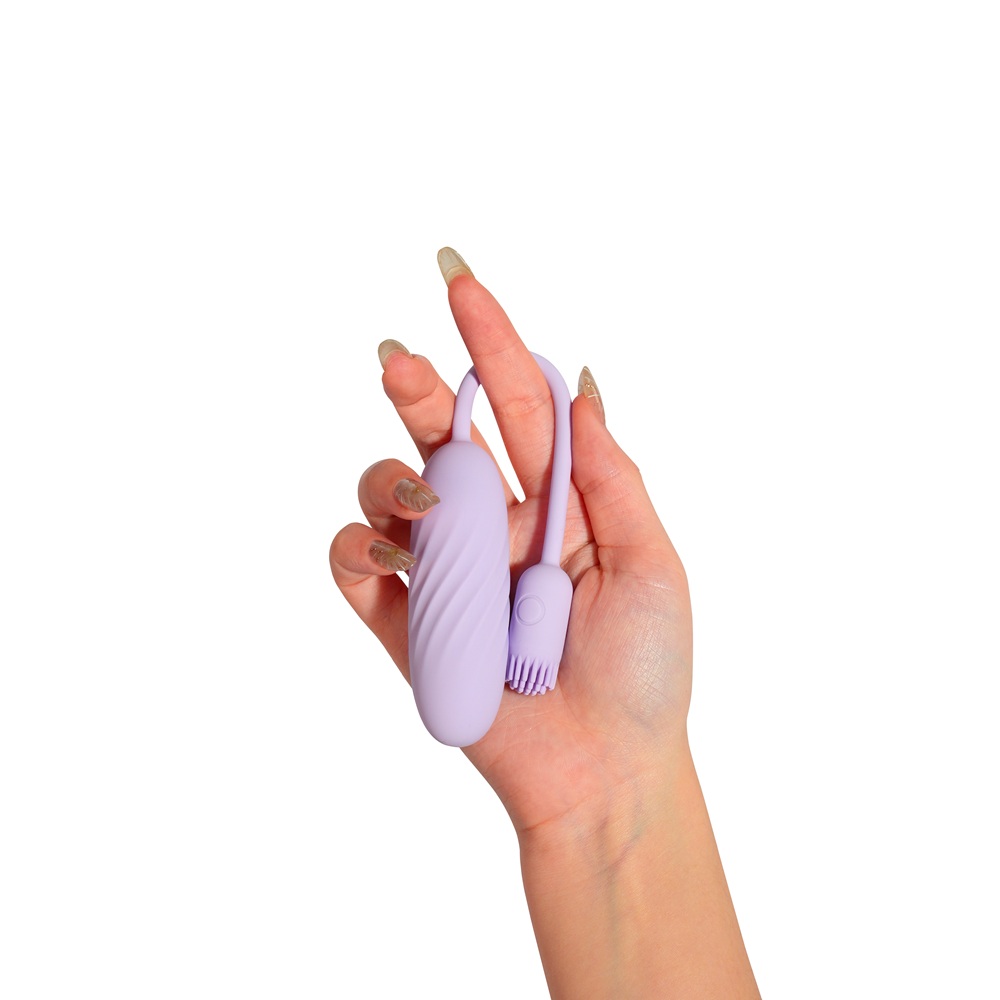 Svakom Plume Flexible Brush Tail Bullet Vibrator, photograph 8
