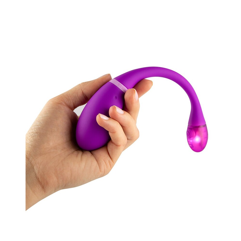 Kiiroo Esca 2 Ohmibod Massager - XToys UK